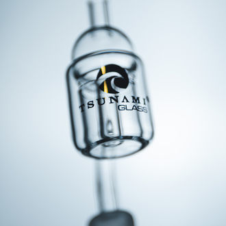 Banger Thermal Quartz con Foro di Carburazione (Tsunami Glass)