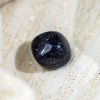 Blue goldstone