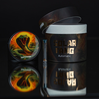 Solar Fang Auto (Zamnesia Seeds) - 4 Semi femminizzati + Grinder
