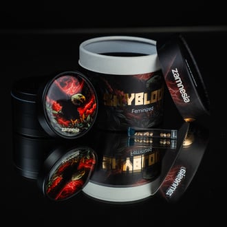 Skyblood (Zamnesia Seeds) - 9 Semi femminizzati + Grinder