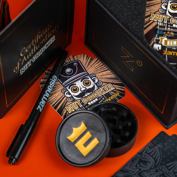 Nut Cracker (Humboldt Seeds x Zamnesia Seeds) femminizzati