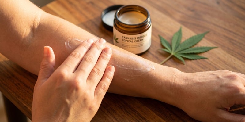 Prodotti topici alla cannabis Prodotti topici alla cannabis