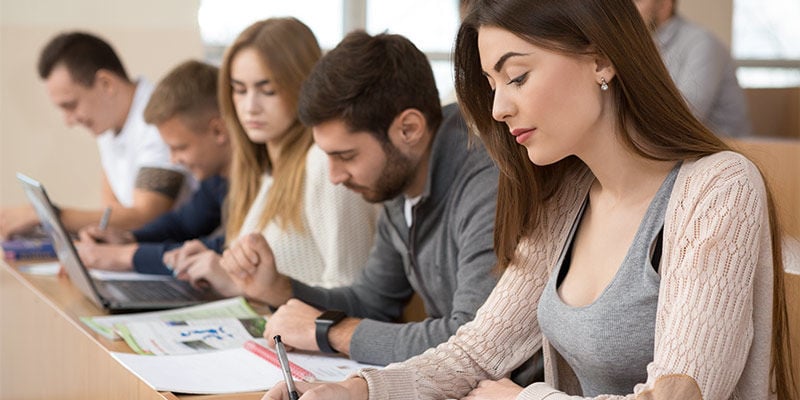 Come utilizzare i funghi allucinogeni per studiare