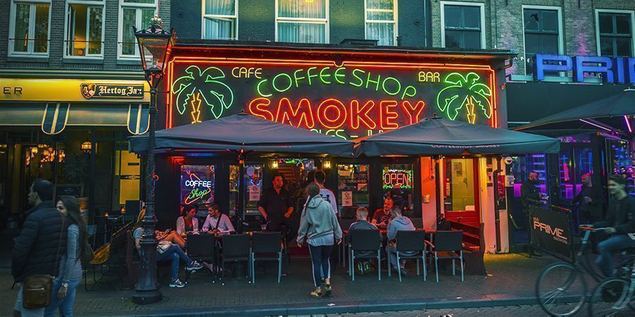Posti Migliori Dove Fumare Ad Amsterdam: Coffeeshop