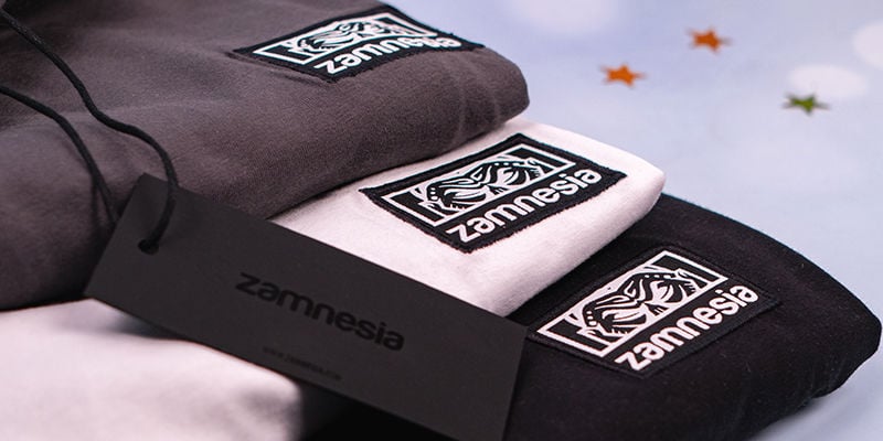 T-Shirt Icona Zamnesia Con Stampa