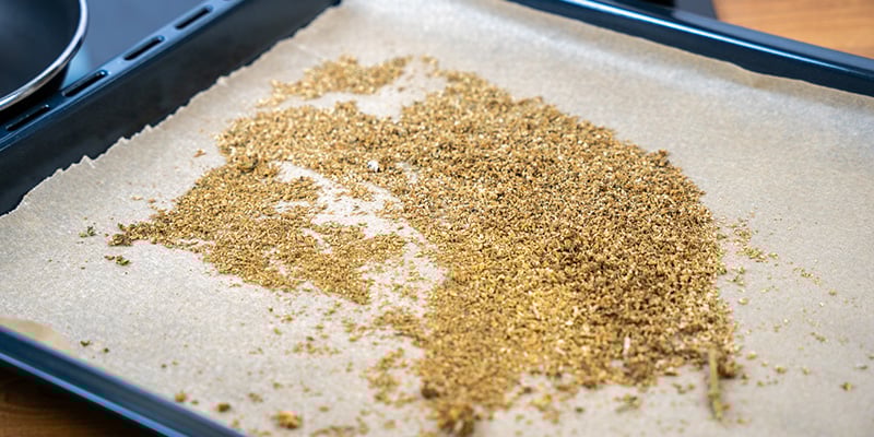 Passaggio 1: Decarbossilare la cannabis