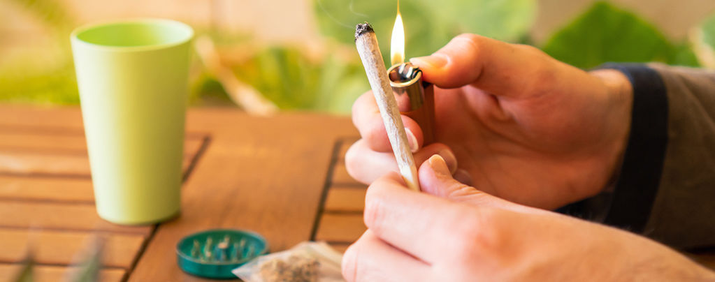 Le Migliori Varietà Di Cannabis Da Fumare Appena Svegli
