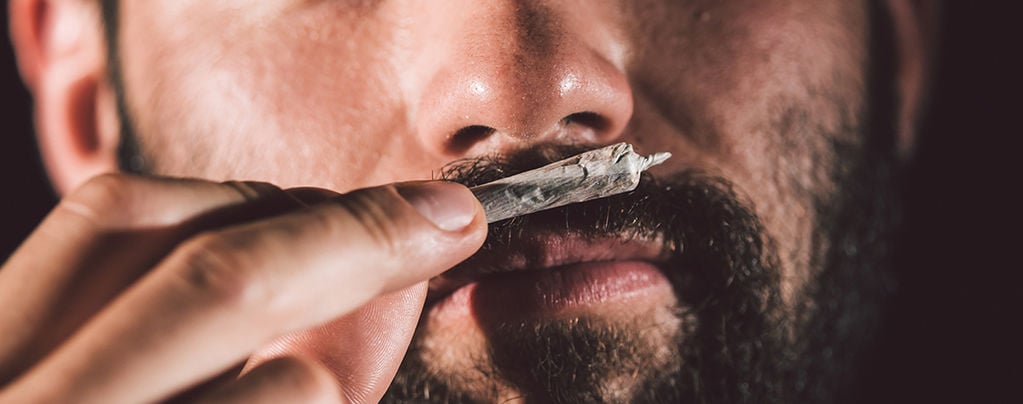 È Una Buona Idea Sniffare La Cannabis?
