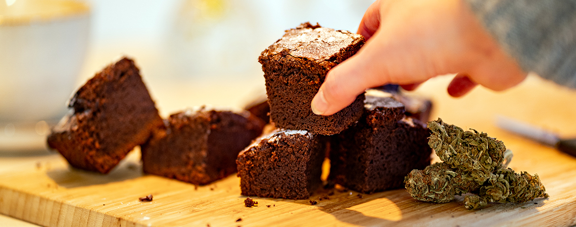 come-preparare-i-brownies-alla-marijuana come-preparare-i-brownies-alla-marijuana